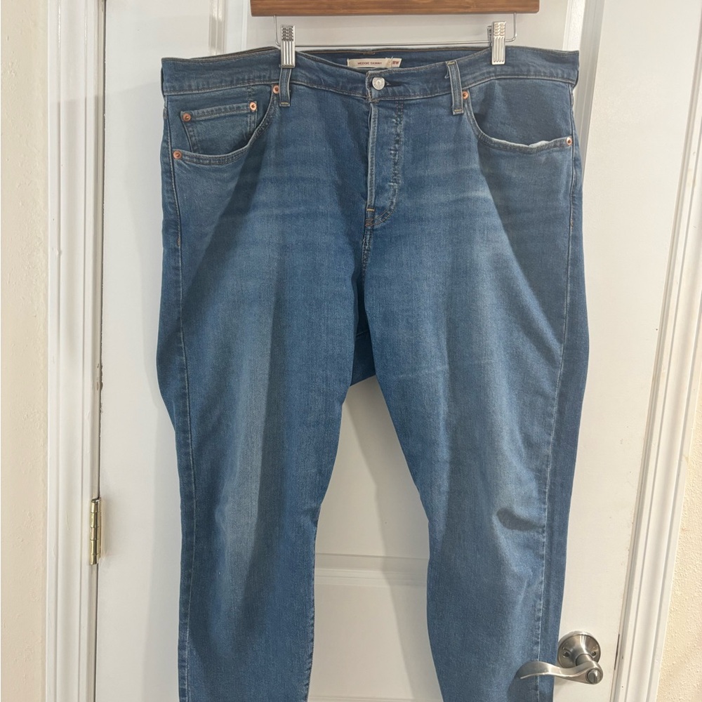Levi's Women's Light Blue Wedgie Skinny Jeans - Picture 5 of 14